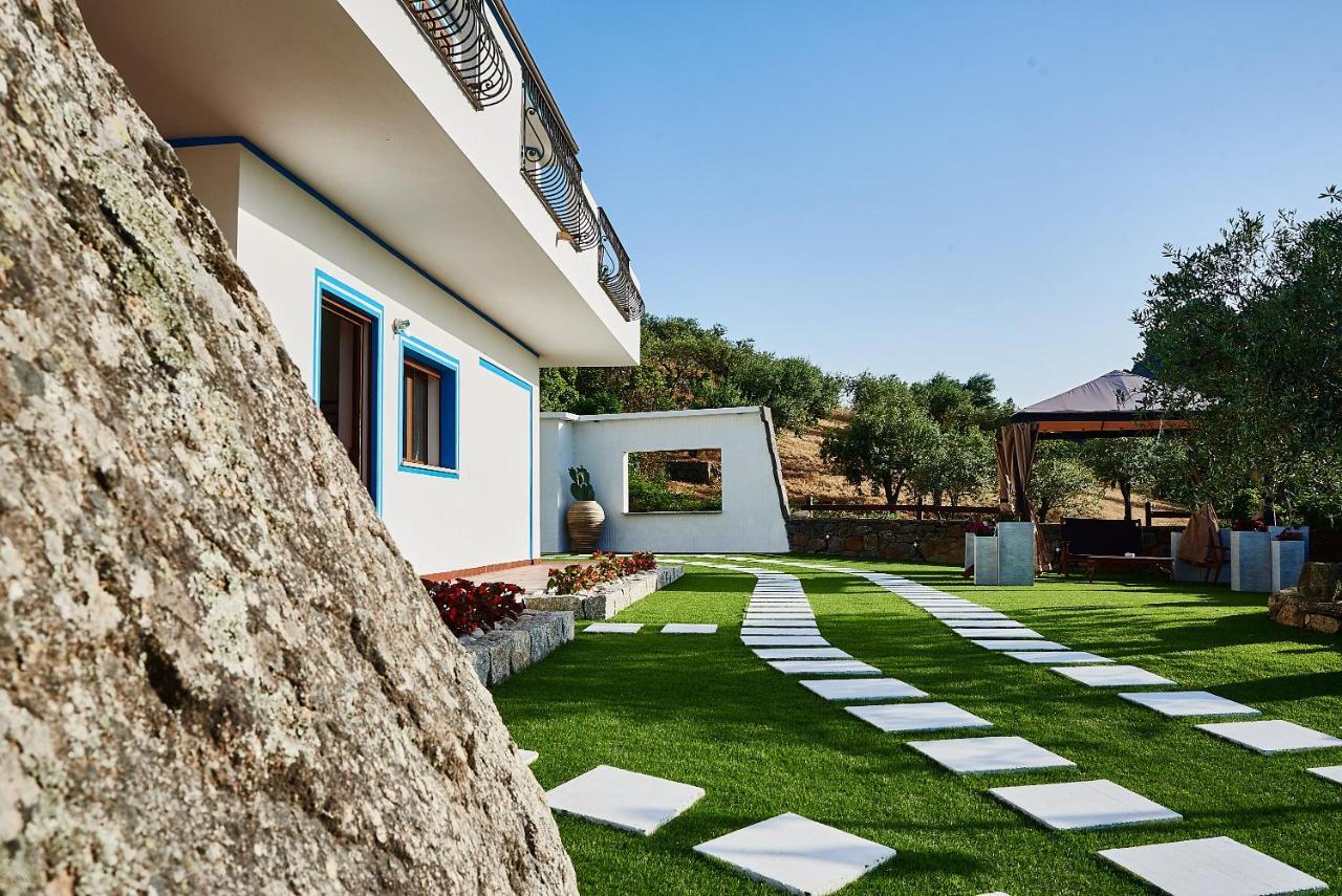 B&B Tiscali Dorgali Exterior photo