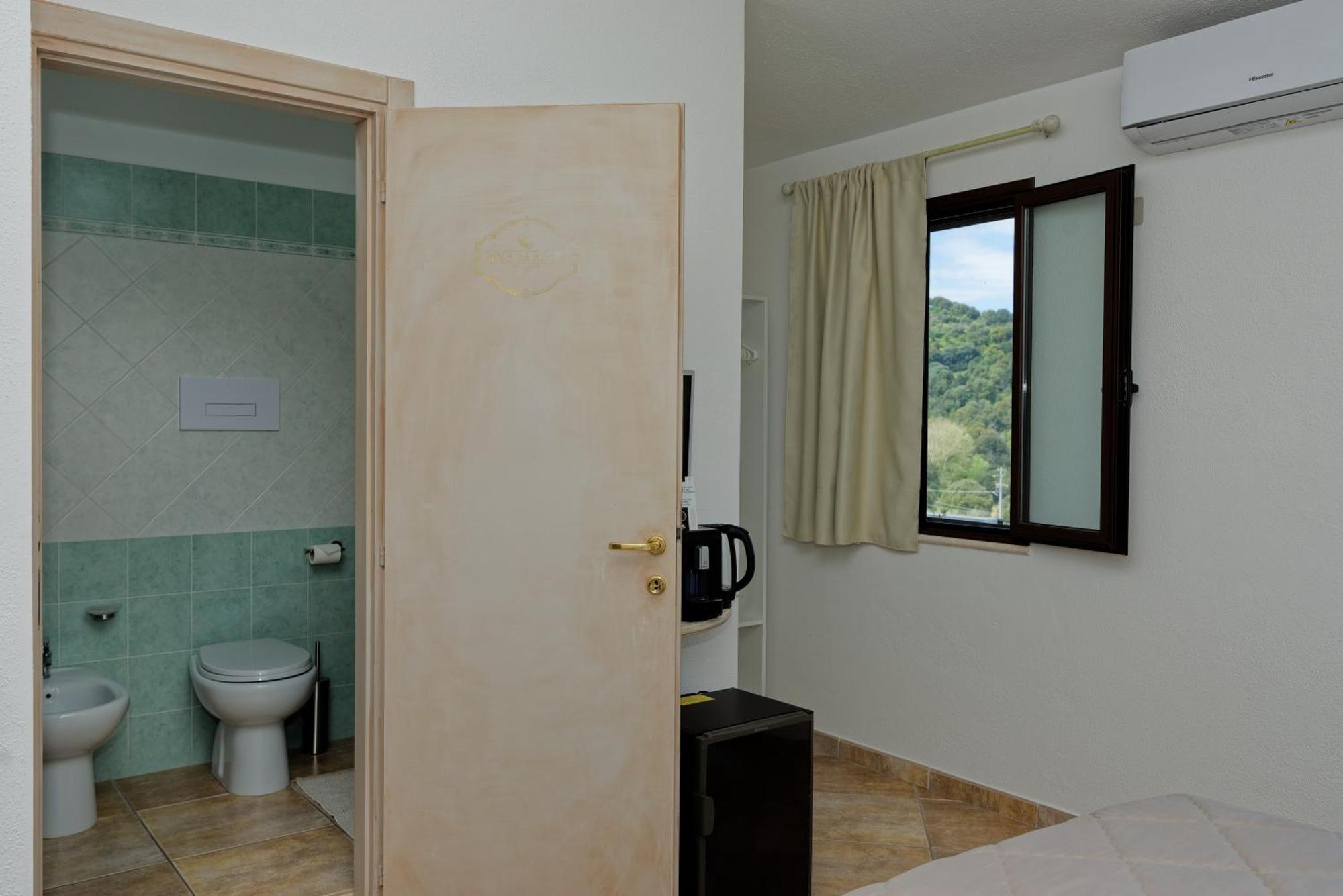 B&B Tiscali Dorgali Exterior photo